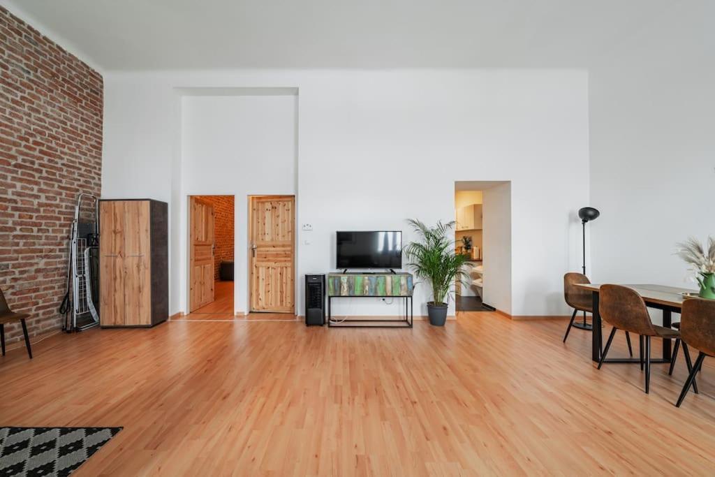 117 M² Near Nussdorferstrasse Apartment Vienna Luaran gambar